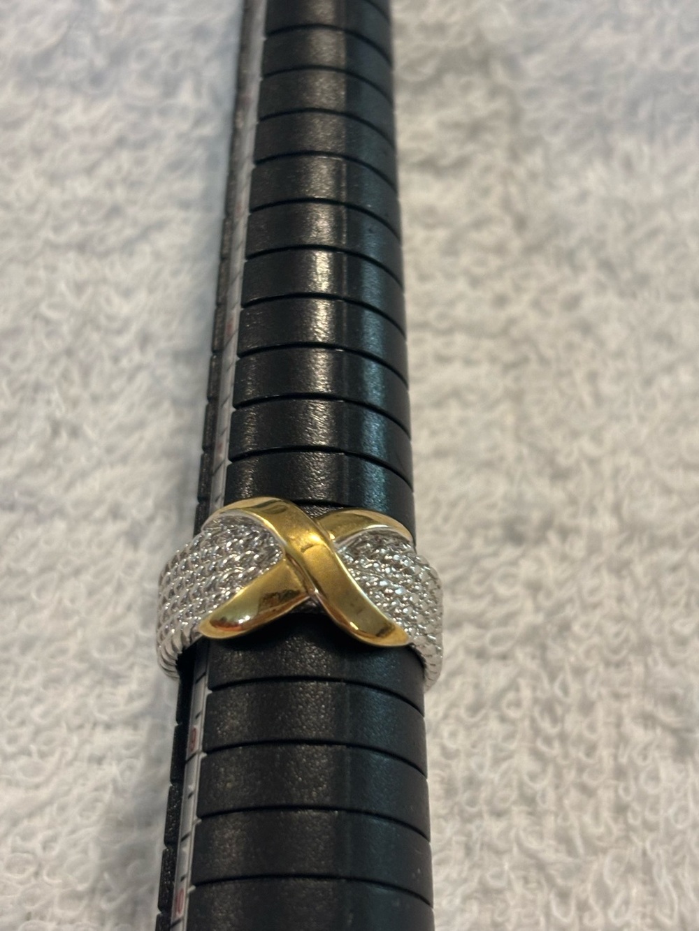 Premier Designs Classic Two-Tone "X" Design Ring